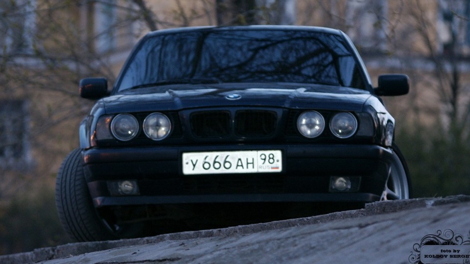 266 бумер. БМВ е34 бумер. БМВ е34 бандитская. BMW e34 бандитская. BMW 5 e34 бандитская.