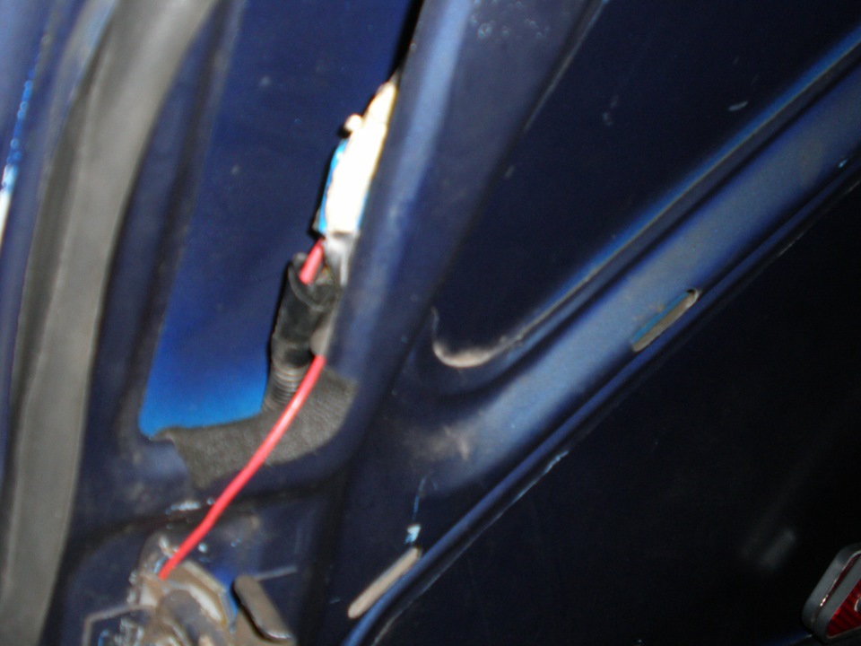 мигающий дополнительный стоп сигнал — Lada 2115, 1,5 л, 2006 года ...