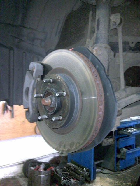 Installing brakes  - Toyota Camry 24L 2007