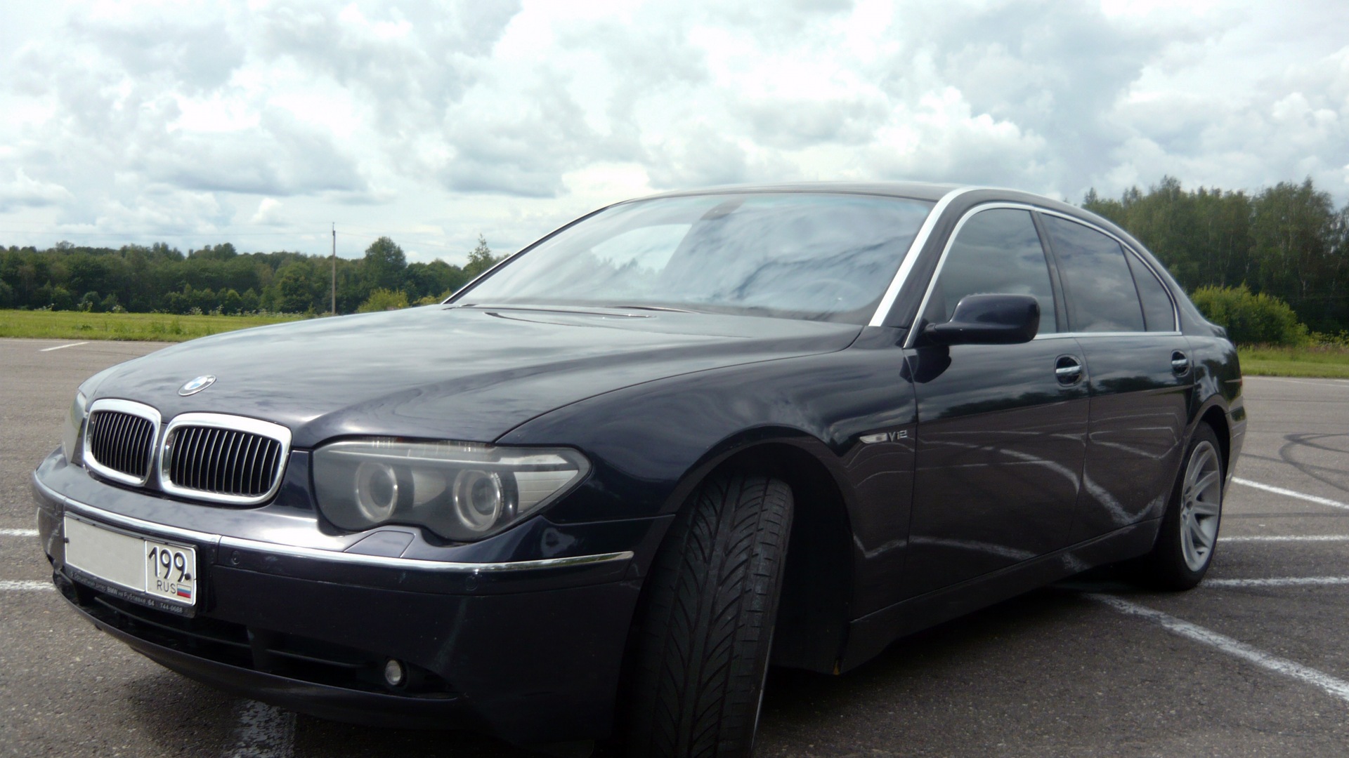 BMW 760 Oxford Green