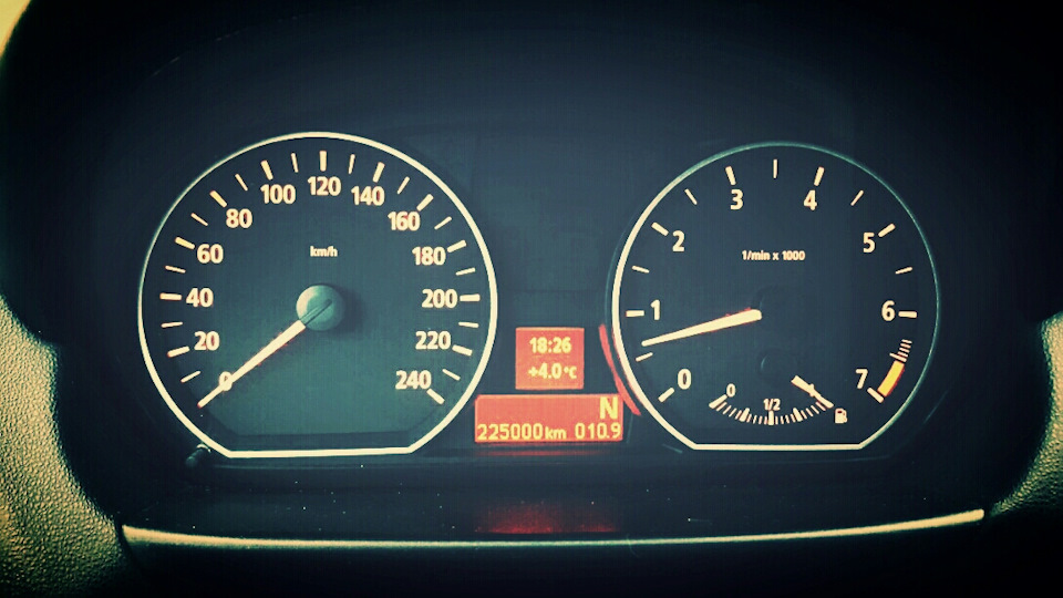 225.000 катимся — BMW 1 series (E81/E87), 2 л, 2005 года обкатка