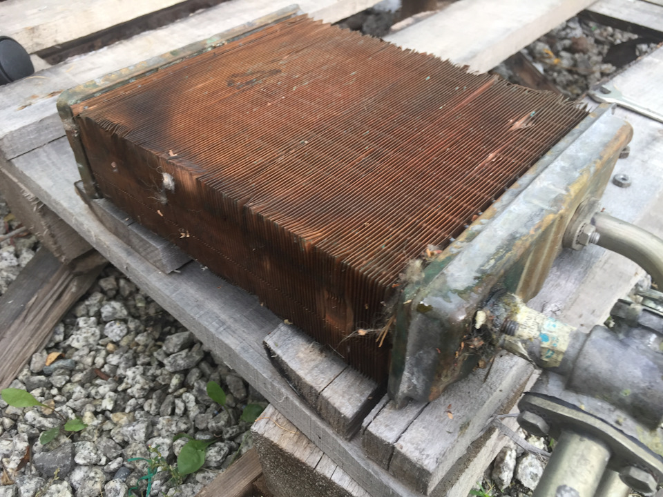 Потек радиатор печки — Lada 21053, 1,5 л, 1995 года | поломка | DRIVE2