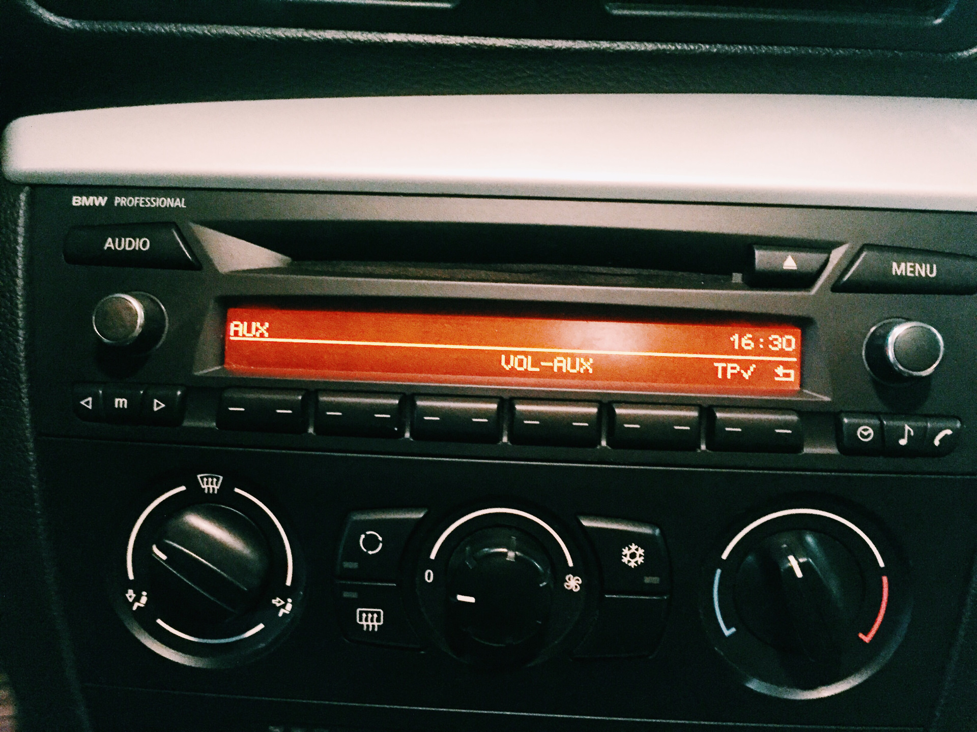 магнитола bmw professional cd e90. магнитола pro. магнитола профессионал для бмв е87. оптоволокно bmw professional. E82 professional магнитола.