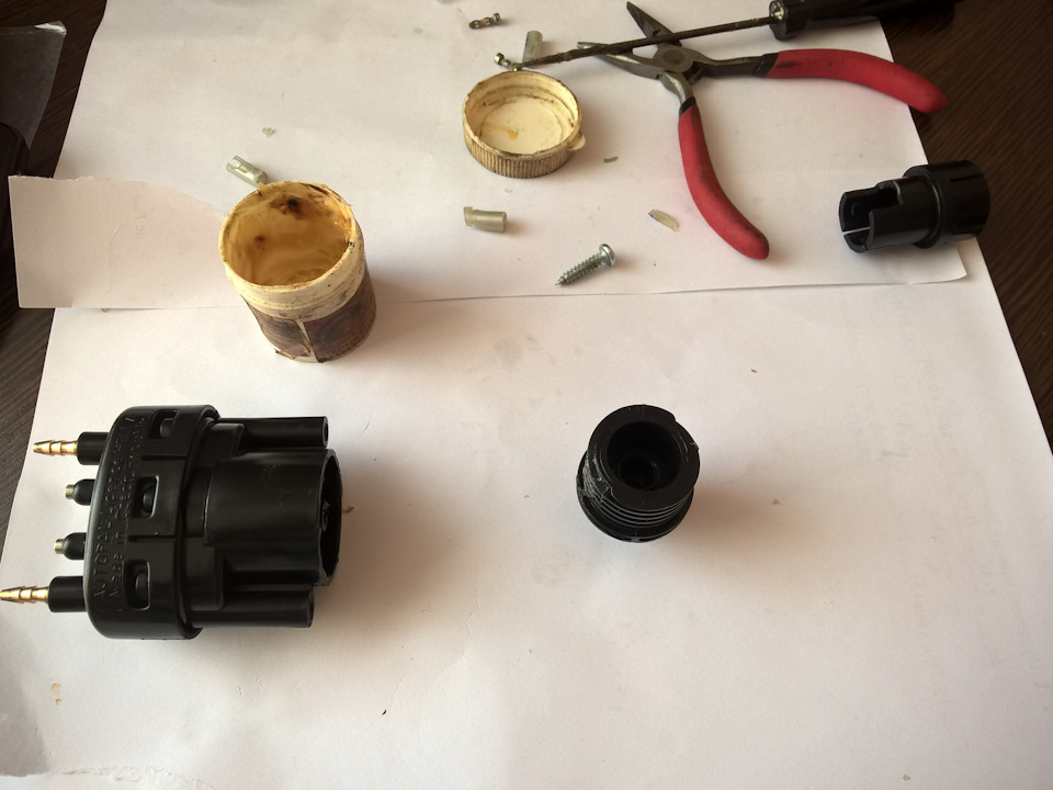 Mission completed: "Ремонт гидрокорректора фар" — ЗАЗ 1102, 1,2 л, 2005 ...