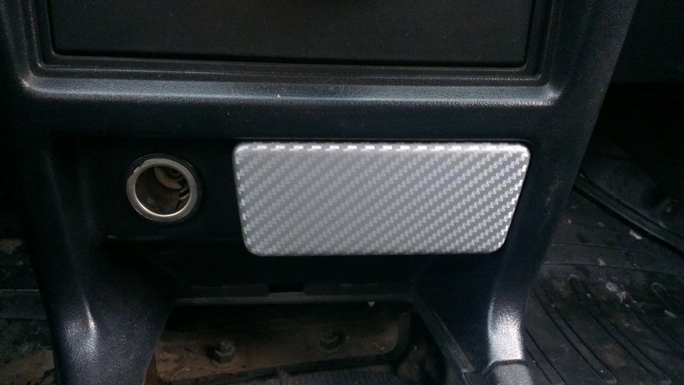 Учимся клеить пленку карбон!) — Nissan Sunny (B13), 1,4 л, 1992 года ...