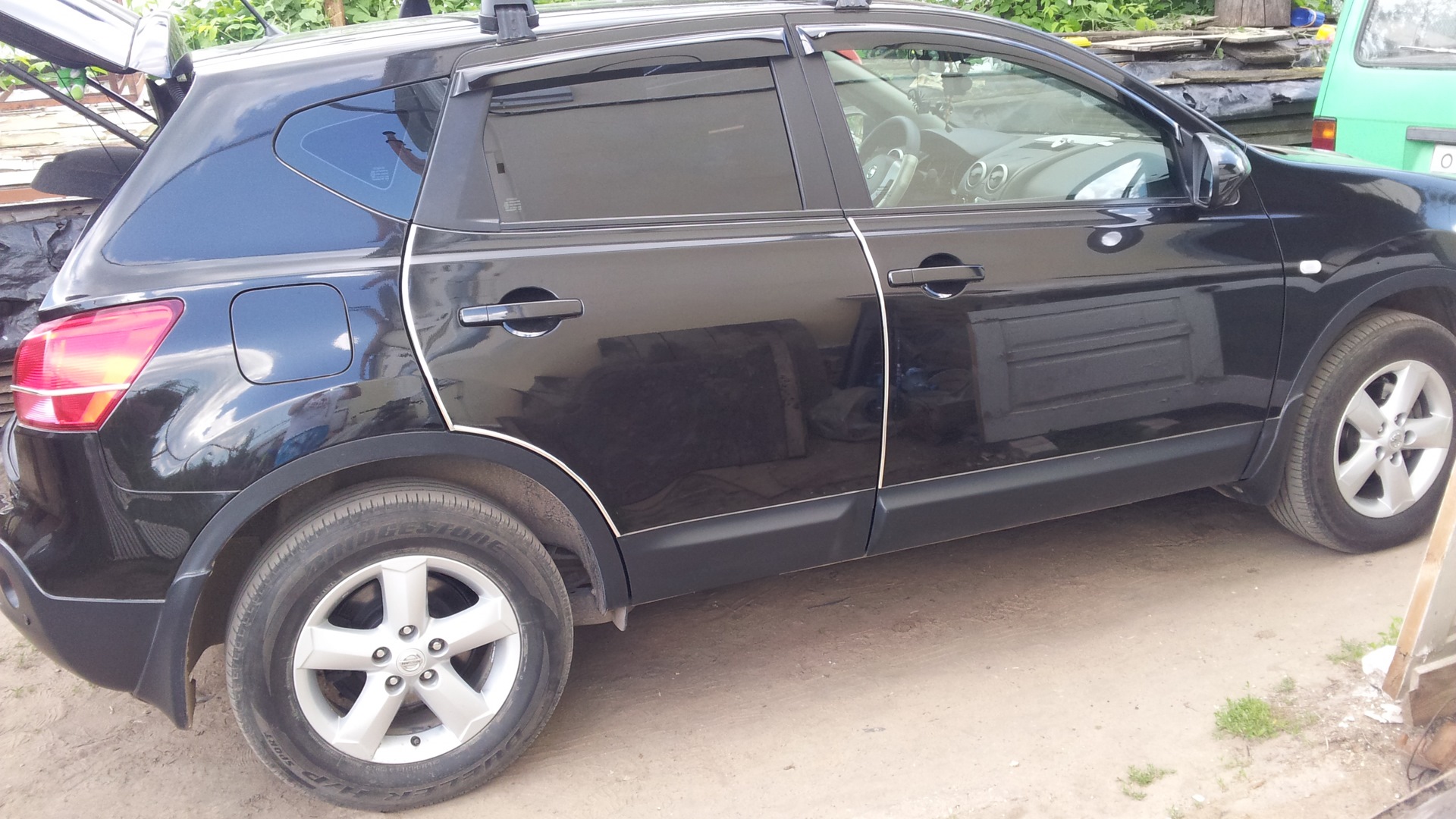 Nissan Qashqai (1G) 2.0 бензиновый 2007 | 