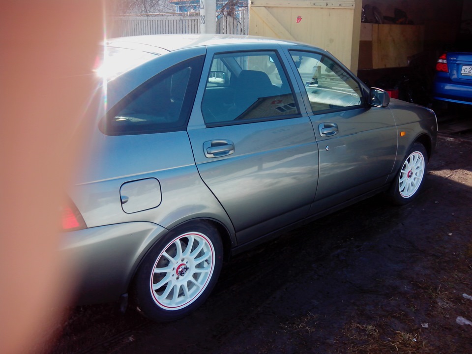 Диски R15 — Lada Приора хэтчбек, 1,6 л, 2010 года | колёсные диски | DRIVE2