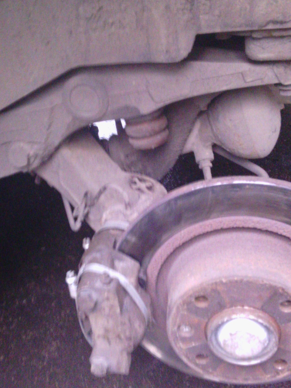 секас под дождем, или меняйте колодки вовремя. — Citroen C5 (1G), 2,2 л ...