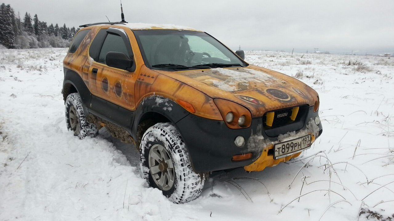 isuzu vehicross салон