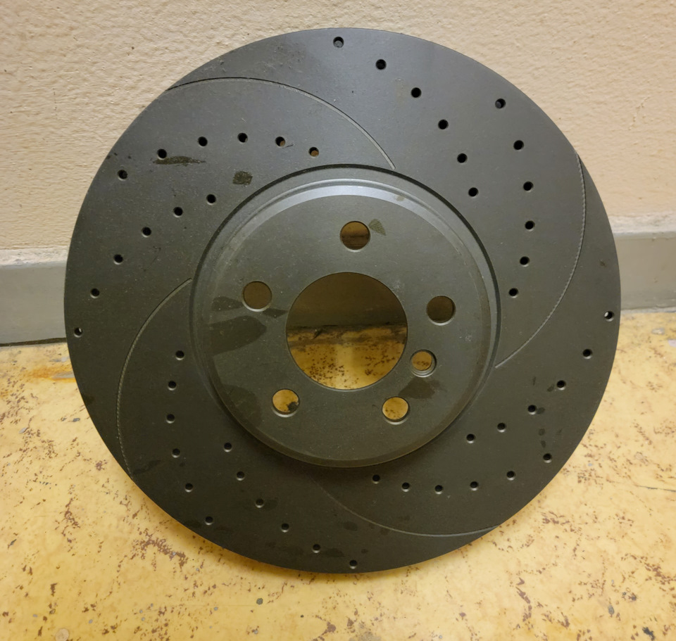 Тормозные диски BMW x5, x6 365x36mm (e70, f15, e71) на BMW X5 (E70 ...
