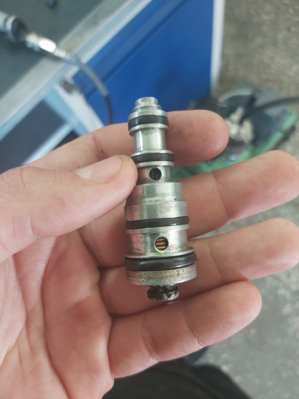 Кондиционер. Поменяли регулятор давления — Opel Signum, 1,9 л, 2007 ...