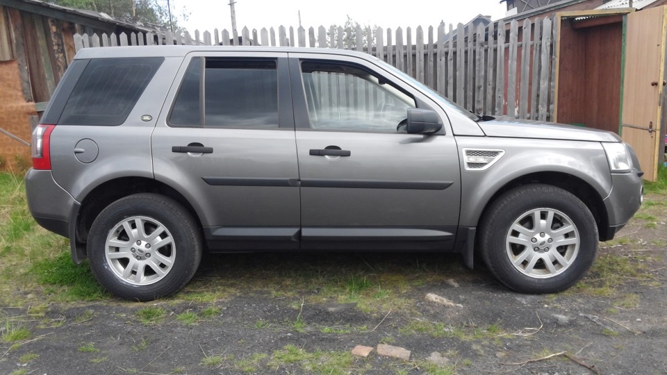 Шины land rover freelander. Land rover freelander 1 off road. Диски ленд ровер фрилендер 2 r19. Шины land rover freelander. Freelander 2 размер шин.