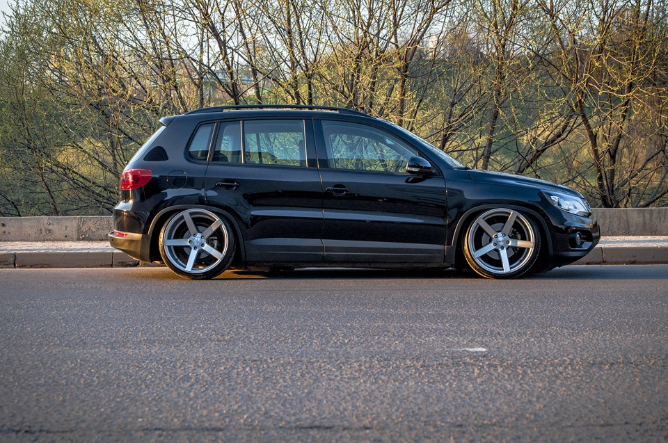 Tiguan 2 stance