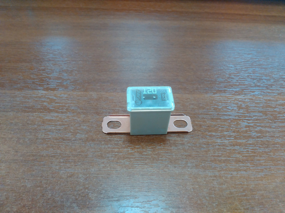 Предохранитель и красная STI кнопка аварийки — Subaru Forester (SG), 2 ...