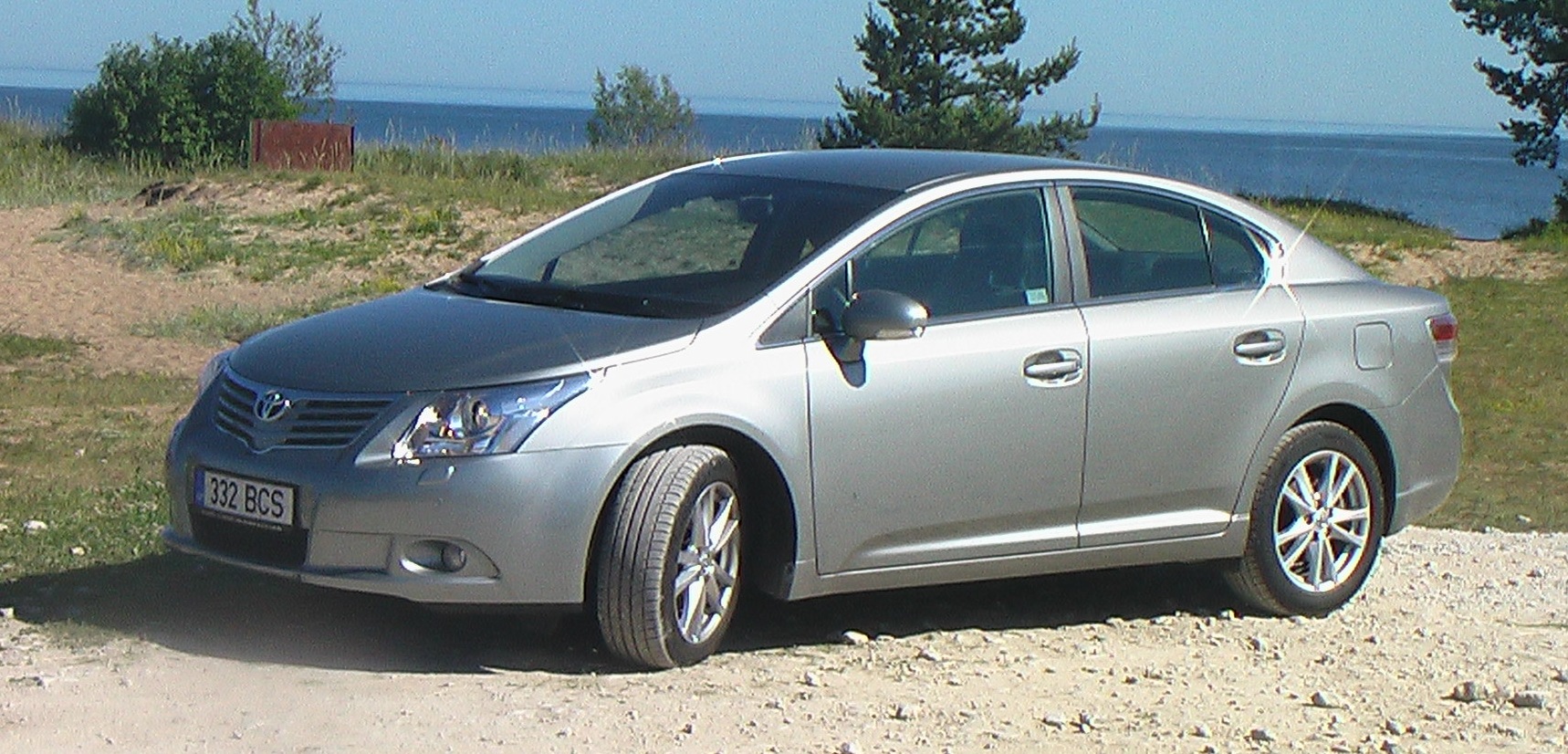    Toyota Avensis 20 2010 