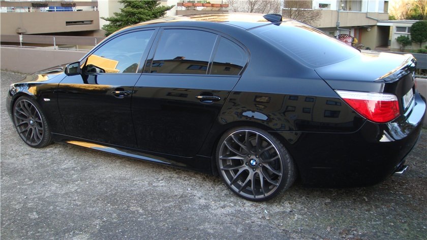 BMW e60 черный мат