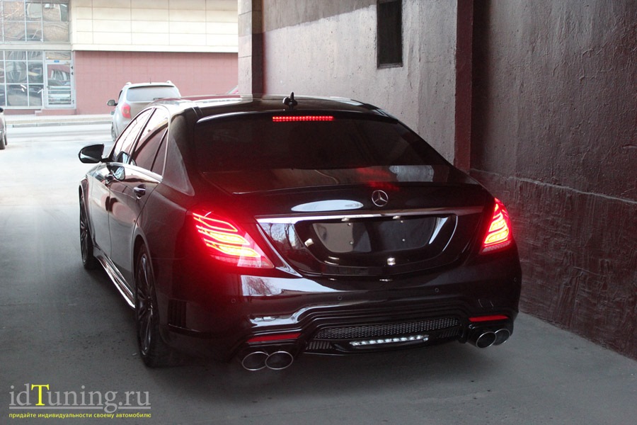 W222 AMG Black Night