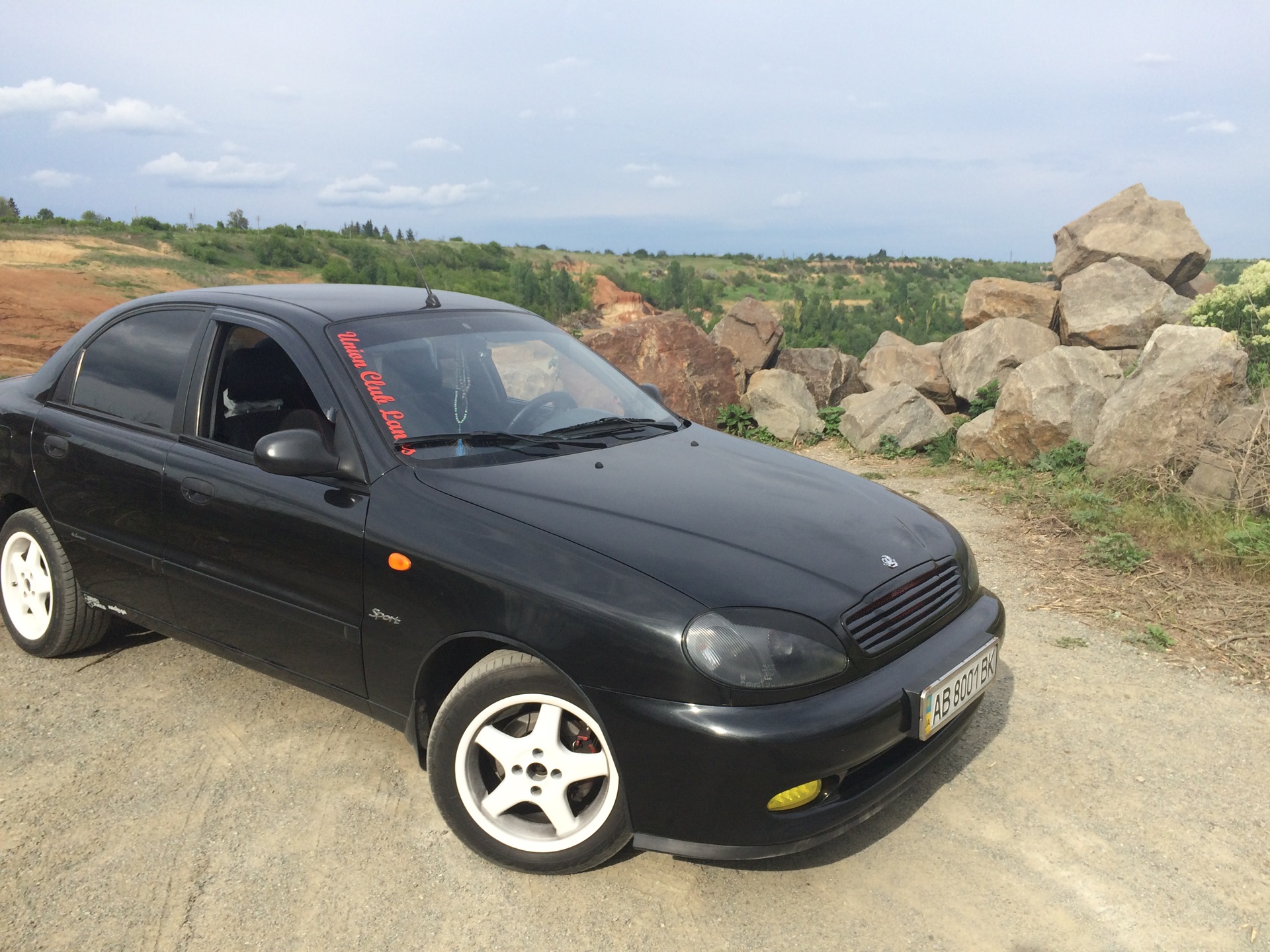 Chevrolet lanos Black