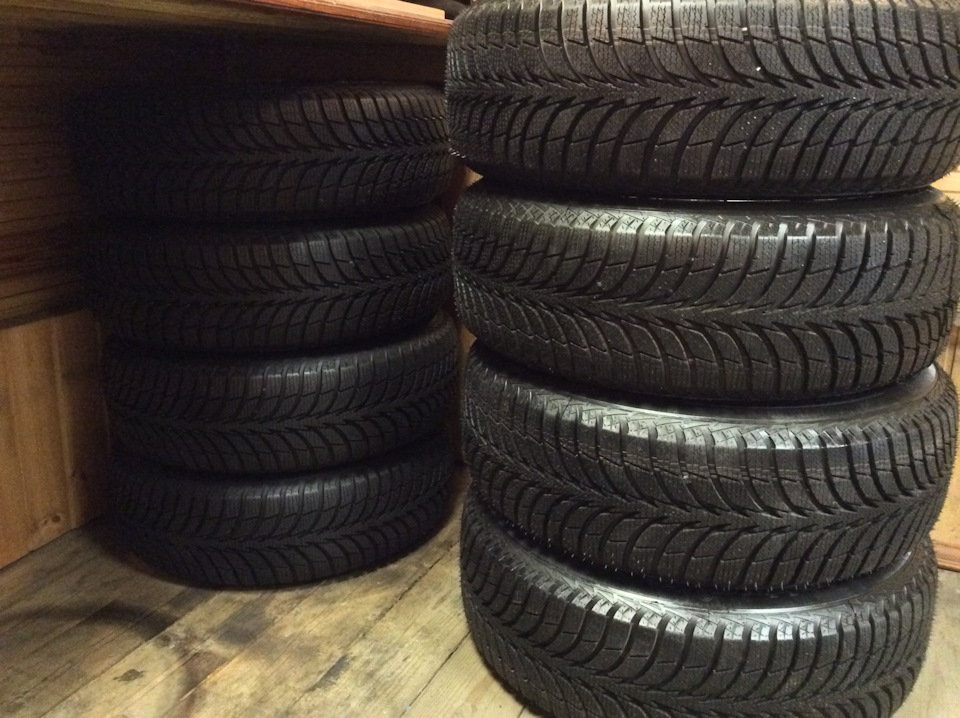 Ещё и старику ФФ1 тоже Эскимо купил ))) — Ford Focus Hatchback III