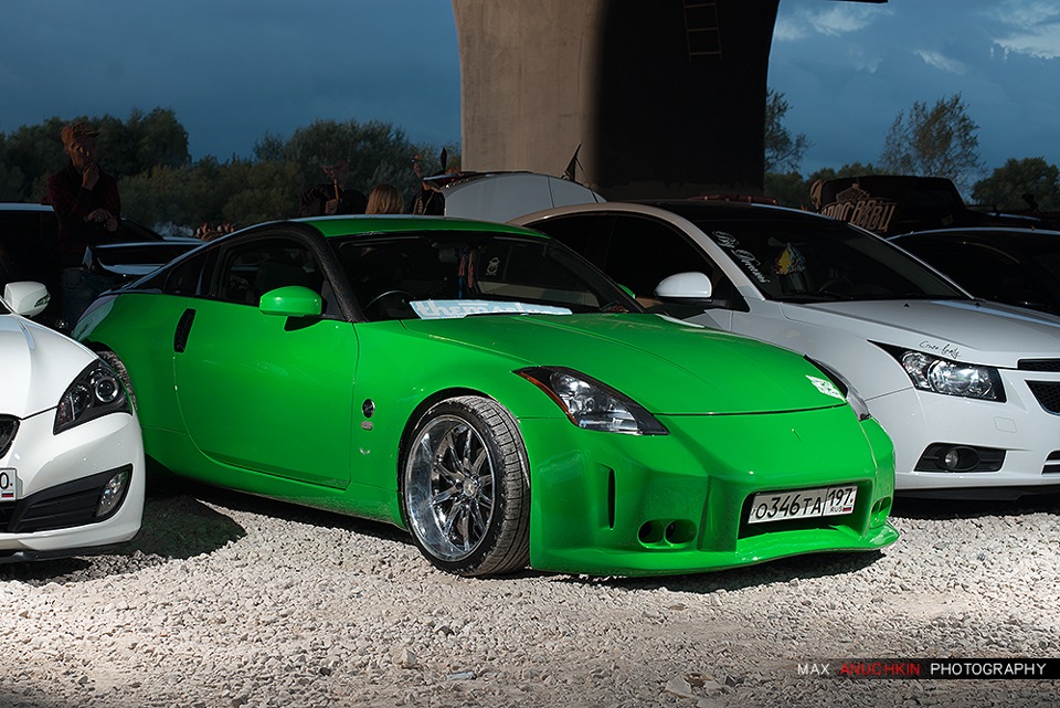 Nissan 350z С„РёРѕР»РµС‚РѕРІС‹Р№