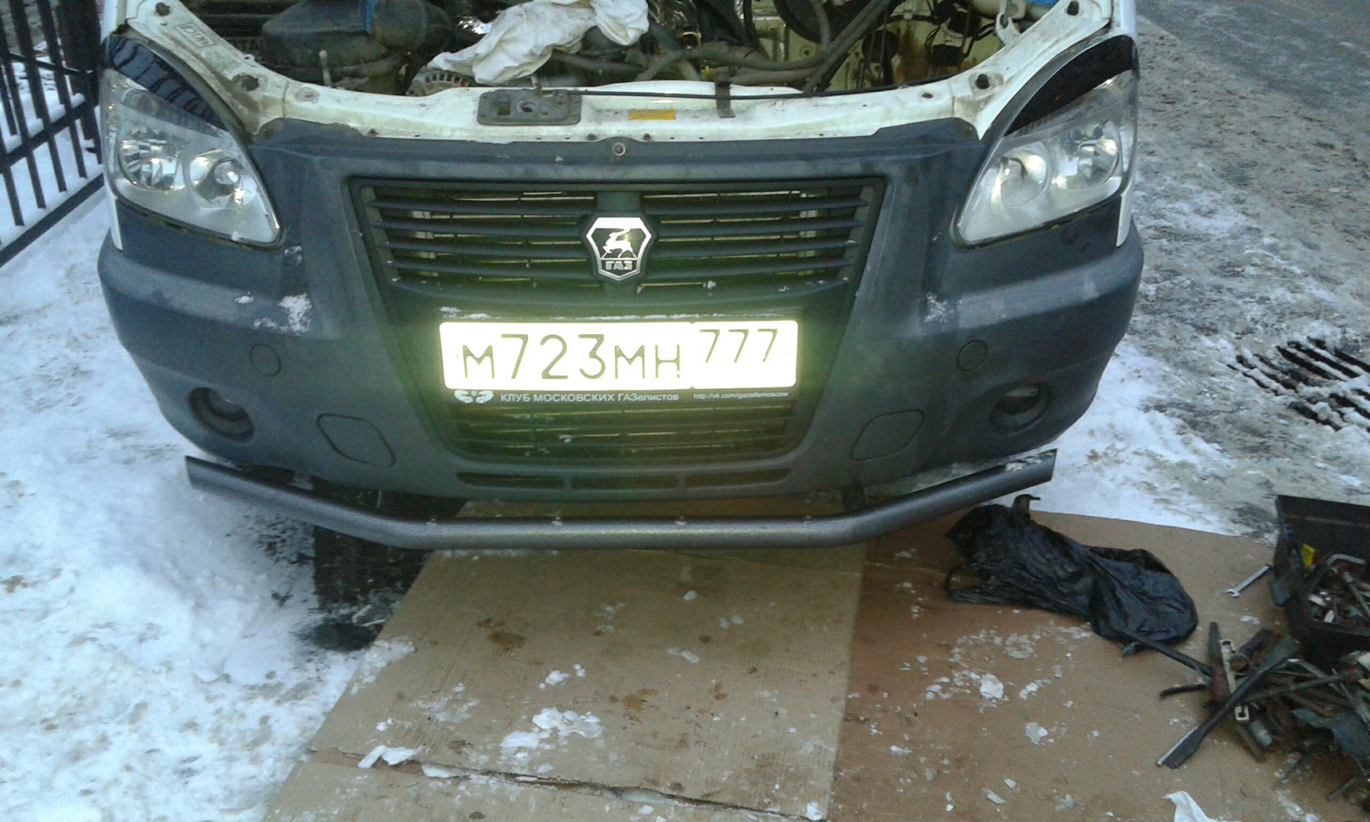 Бампер на газель 3202. Труба под бампер газель. Газ 3302 бампер бентли. Бампер на газель 3302. Бампер на газель 3302.