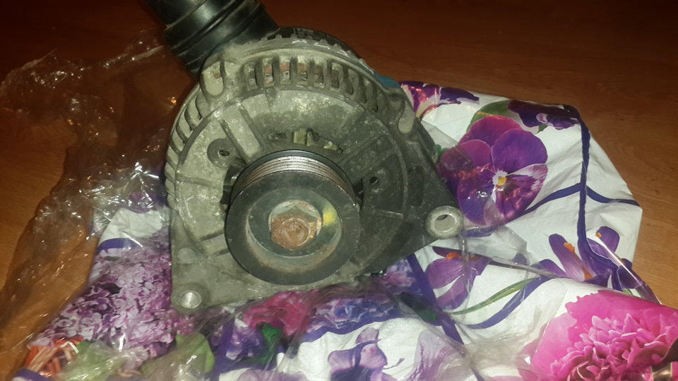 ремонт генератора, установка новых ламп в фары, чистка отражателей и ...