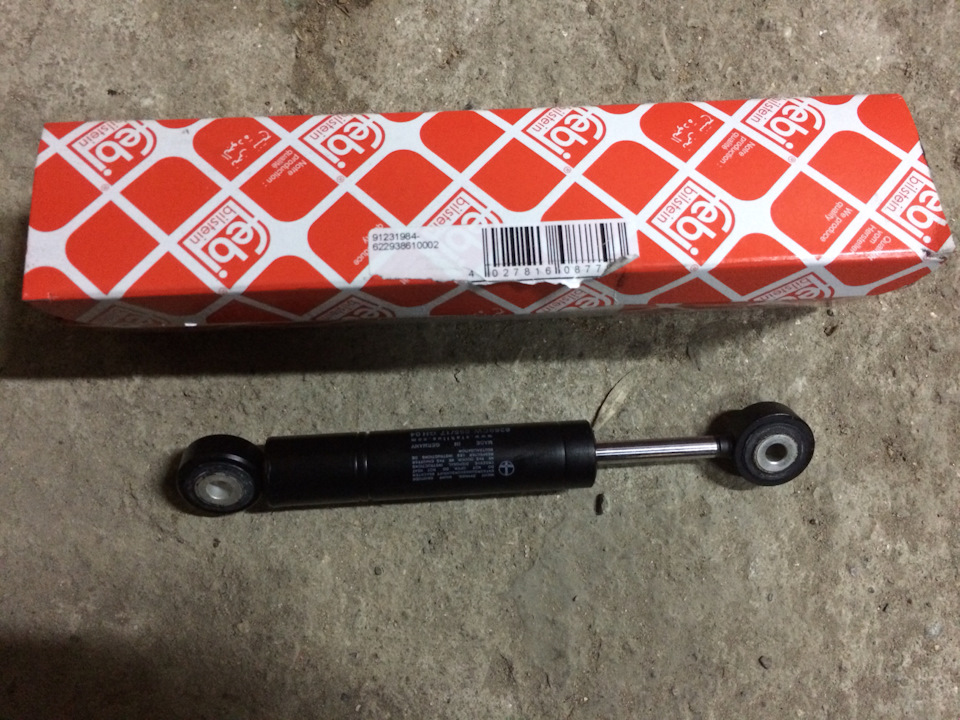 Потек амортизатор натяжителя — Mercedes-Benz E-class (W124), 2,5 л ...