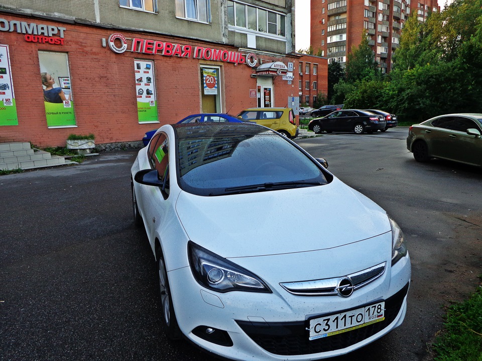 opel astra gtc с панорамной крышей. Смотреть фото opel astra gtc с панорамной крышей. Смотреть картинку opel astra gtc с панорамной крышей. Картинка про opel astra gtc с панорамной крышей. Фото opel astra gtc с панорамной крышей