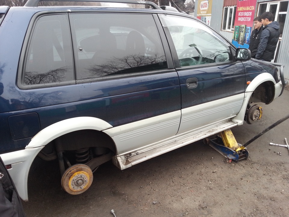 Бриджстоун Экопия — Mitsubishi RVR (1G), 2 л, 1996 года | шины | DRIVE2