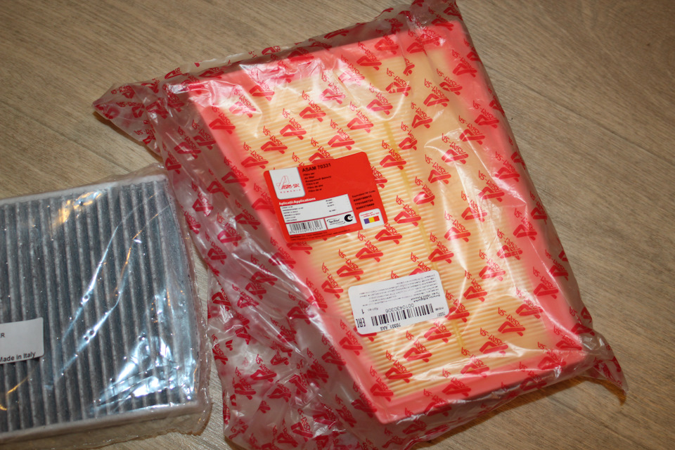 А вот воздушный фильтр гавно. Надо будет заменить. ASAM 70331— 224р. — Renault Fluence. Запчасти на фото: 70331