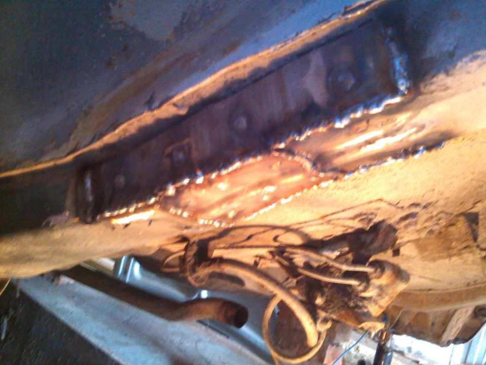 Сварка лонжеронов мазда 323. Как переварить лонжерон. Защита двигателя уаз 452. Переварка передних лонжеронов нива 2121. Как переварить лонжерон.