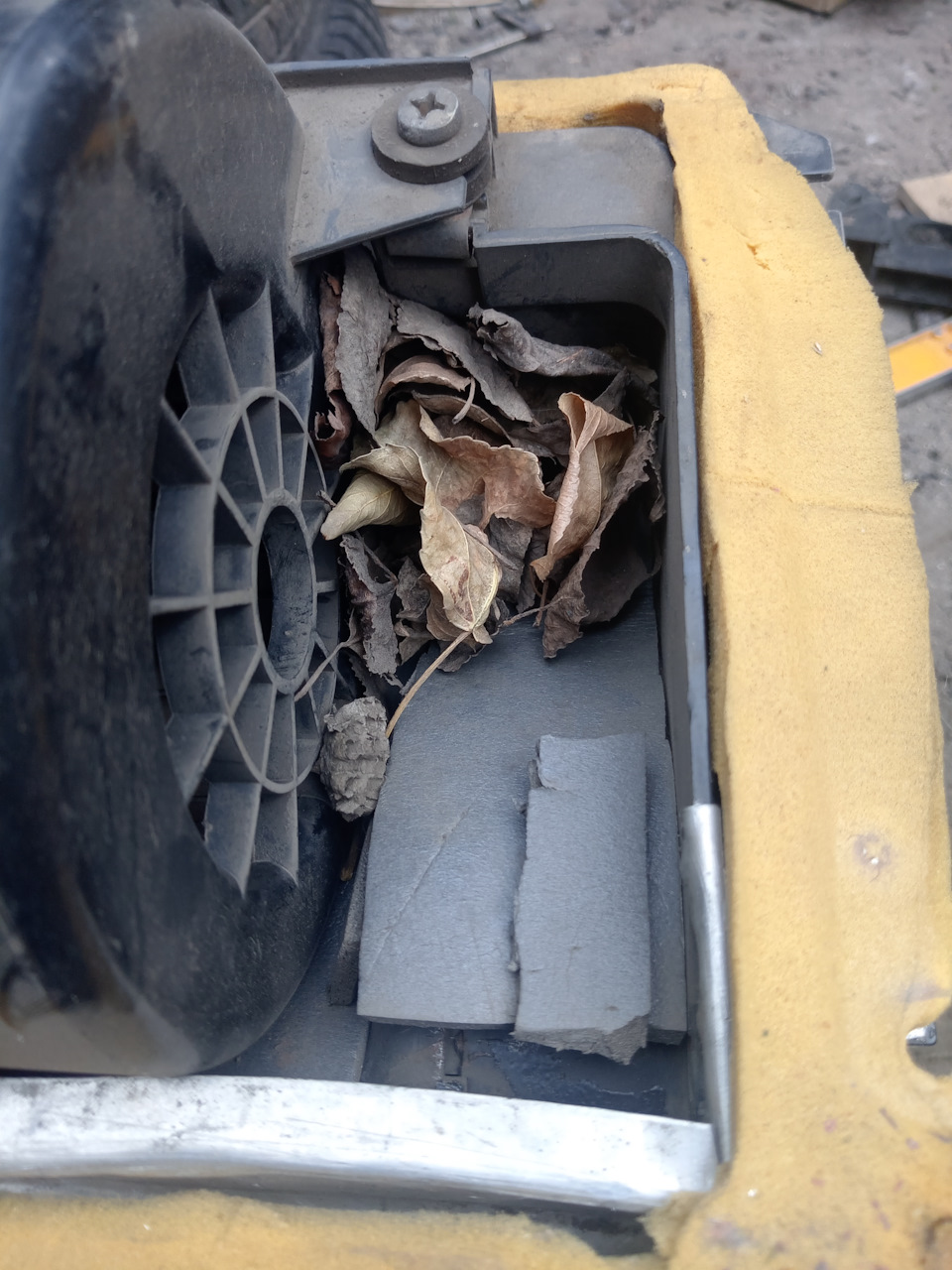 Неизбежное в старой печке — Lada 2120 Надежда