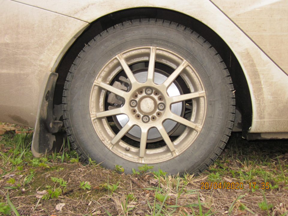 Осадка судна: правый борт — Lada Vesta SW (1G)