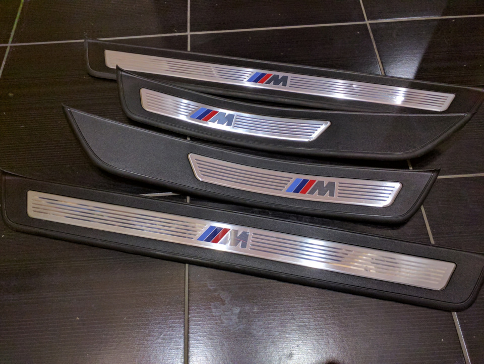 М накладки порогов — BMW 5 series (F10), 2 л, 2013 года | аксессуары ...