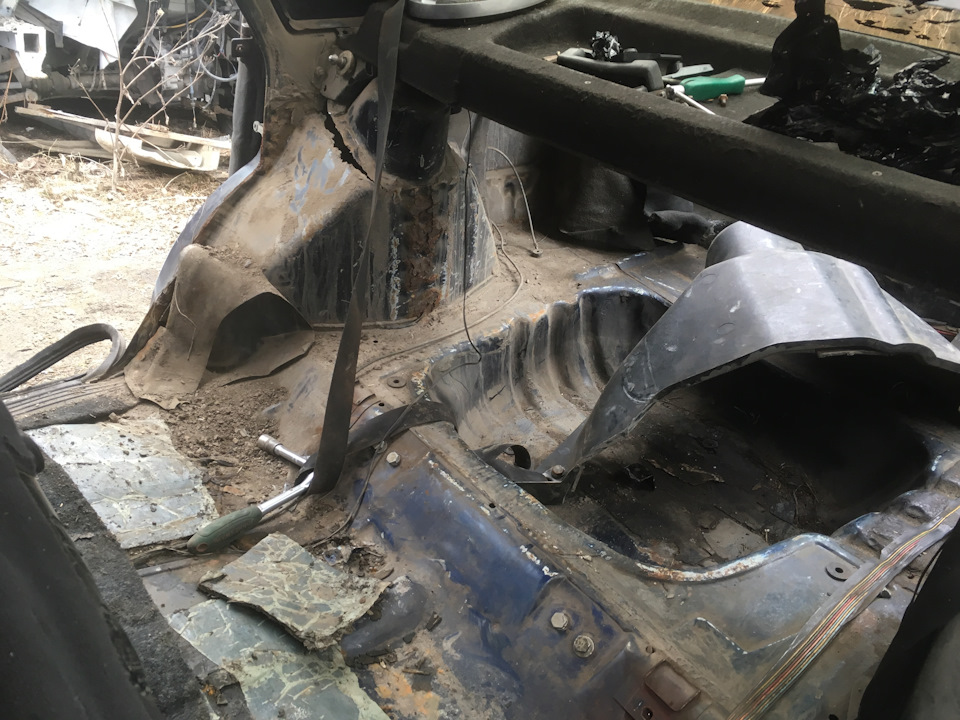 💣💣💣 — Hyundai Solaris (2G), 1,6 л., 2017 года | фотография | DRIVE2