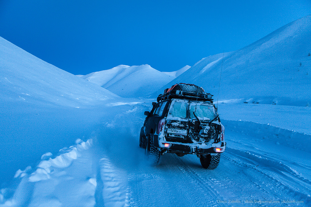 Arctic road. Автозимник Арктика. Федеральный зимник Арктика. Зимник Якутия 2022. Дороги зимника в Арктике.