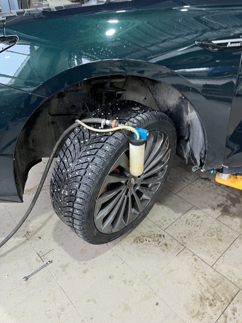 Поменяна тормозная жидкость. — Chery Arrizo 8