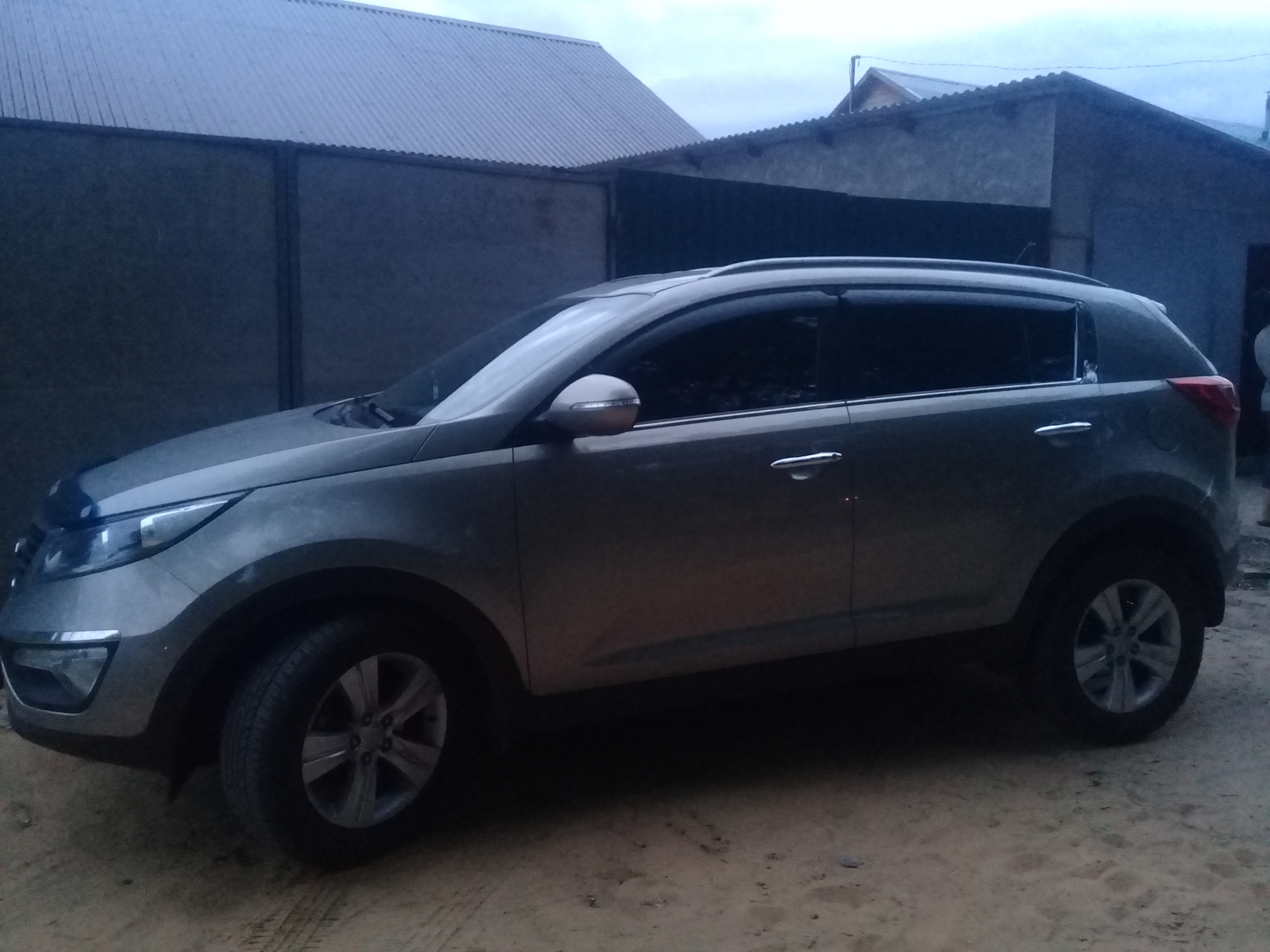 Тонировка 15%. Тонировка спортейдж 3. Спортейдж в тонировке для статуса. Тонированный спортейдж 4. Спортейдж 3 белая тонированная.