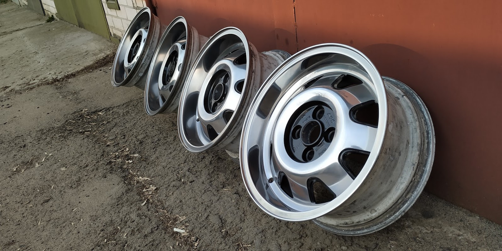 диски r14 4x100 с полкой