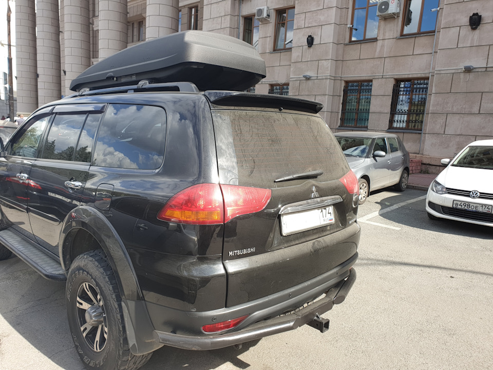 спойлер pajero sport 2