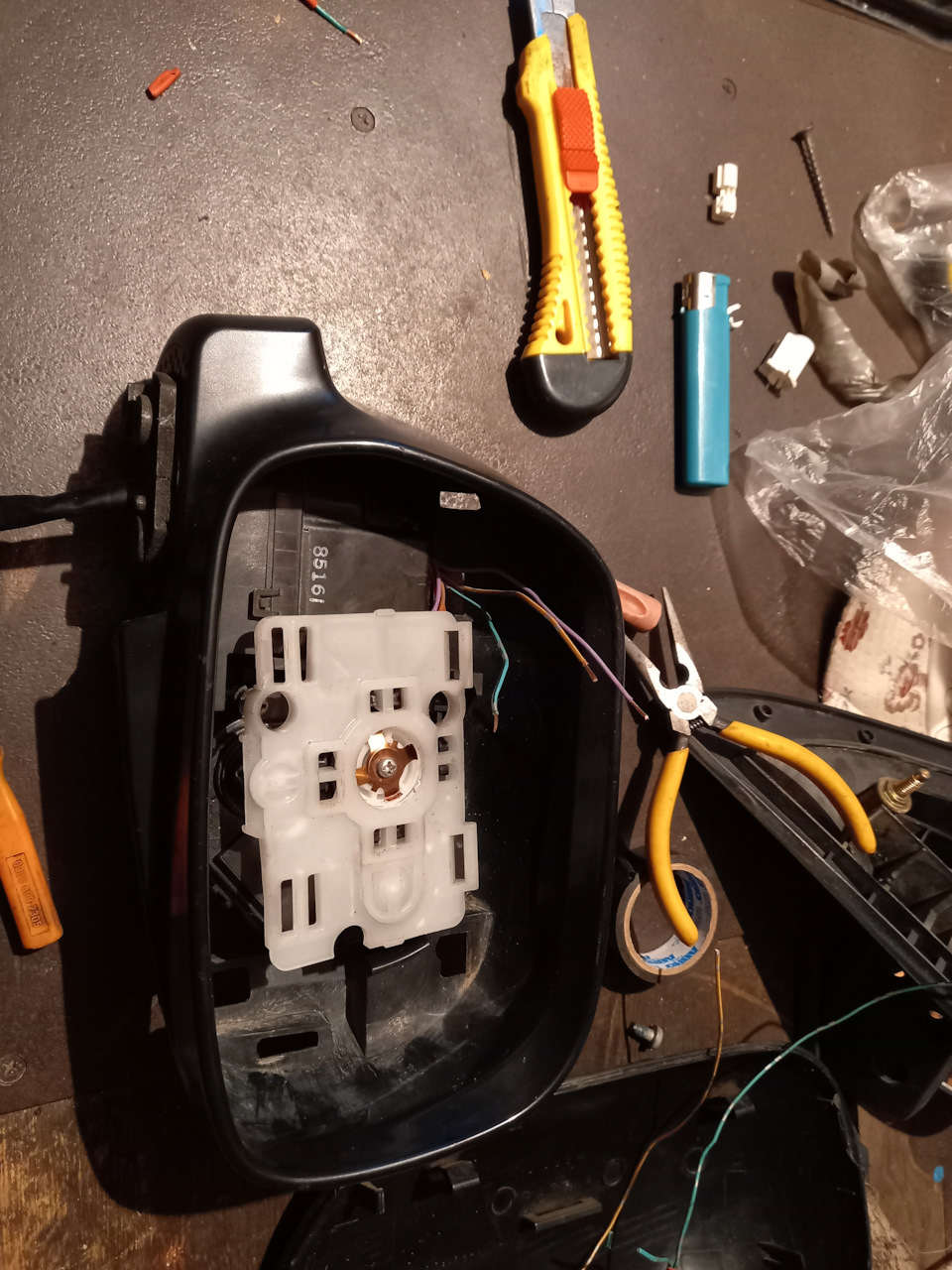 Зеркала. Продолжение. Подогрев и поворотники в боковых зеркалах ...