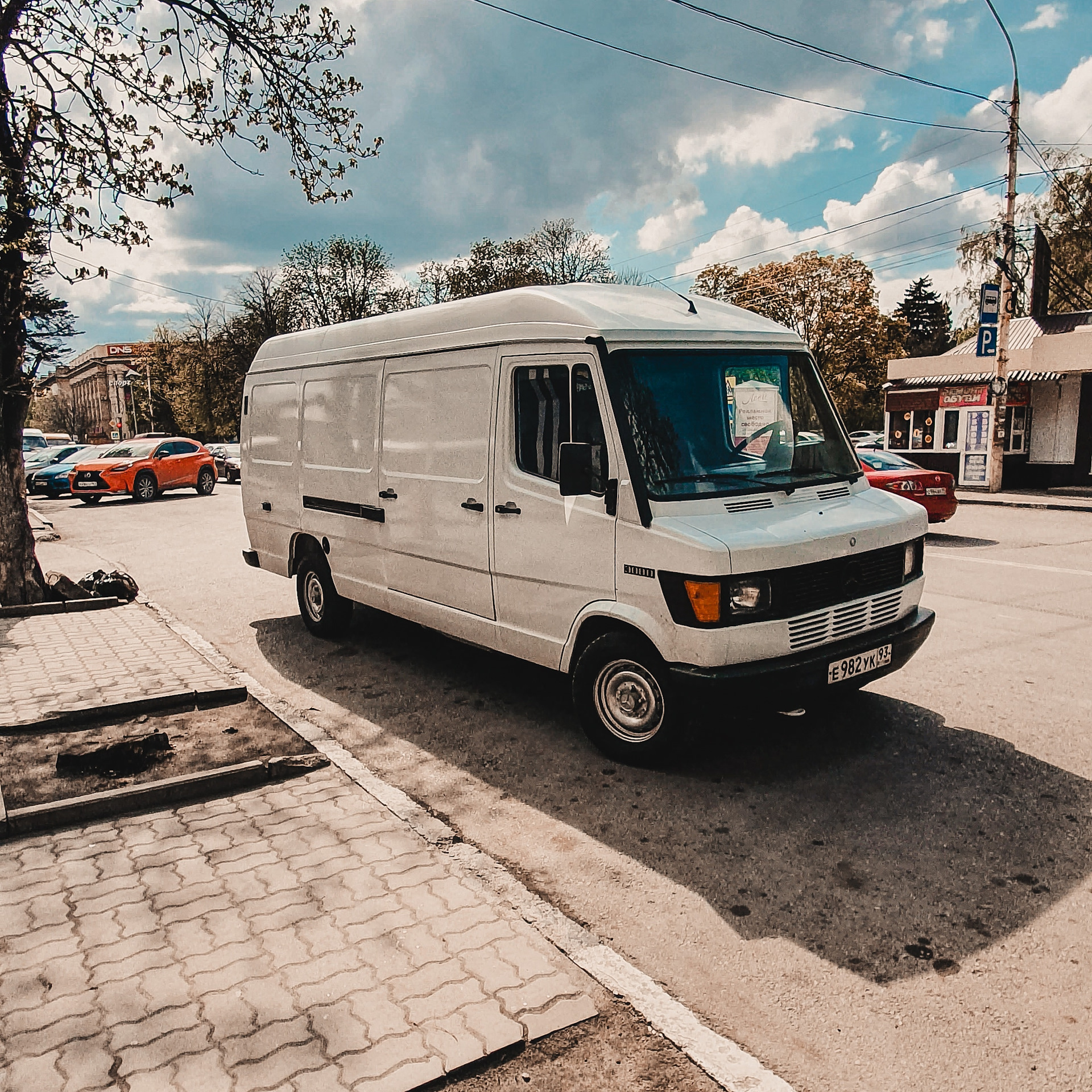 Мерседес т1. Мерседес Бенц т1. Мерседес Бенц т1 т2. Mercedes-Benz t1 308d. Мерседес т1 308d.