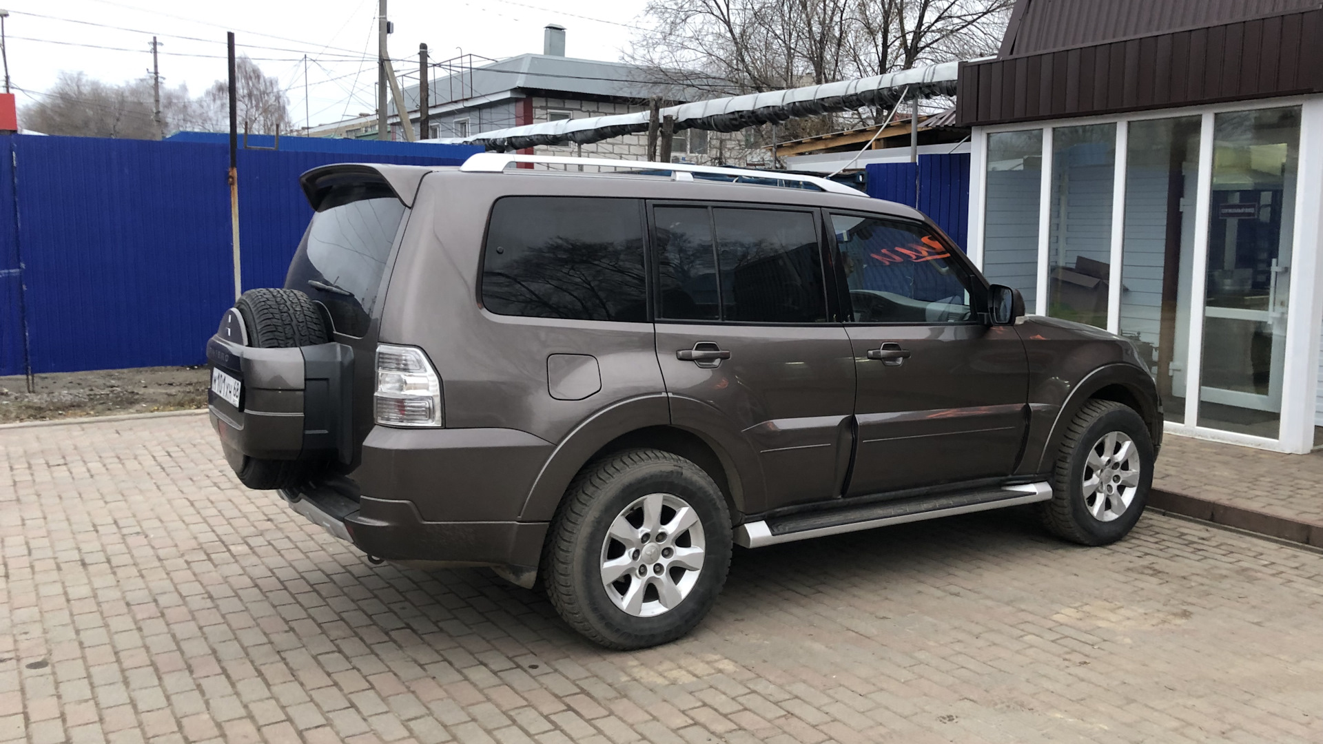 Mitsubishi Pajero (4G) 3.0 бензиновый 2011 | на DRIVE2