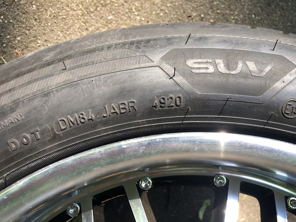 Шины летние Goodyear 235/50 R19, литые диски Dotz 8,5Jx19 ET35 5x112 на ...