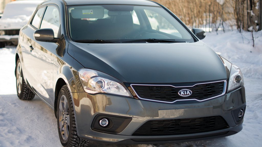 Kia ceed 2011 интерьер