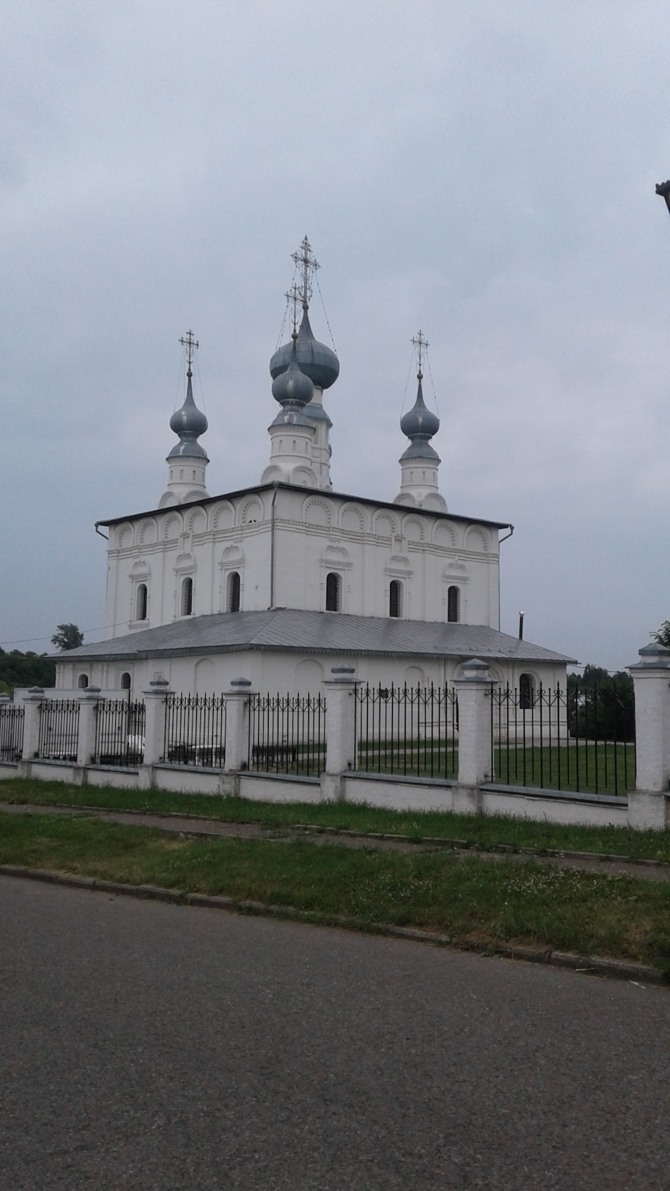 ФОТО ПЕТРОПАВЛОВСКОЙ ЦЕРКВИ — Chevrolet Niva GLX