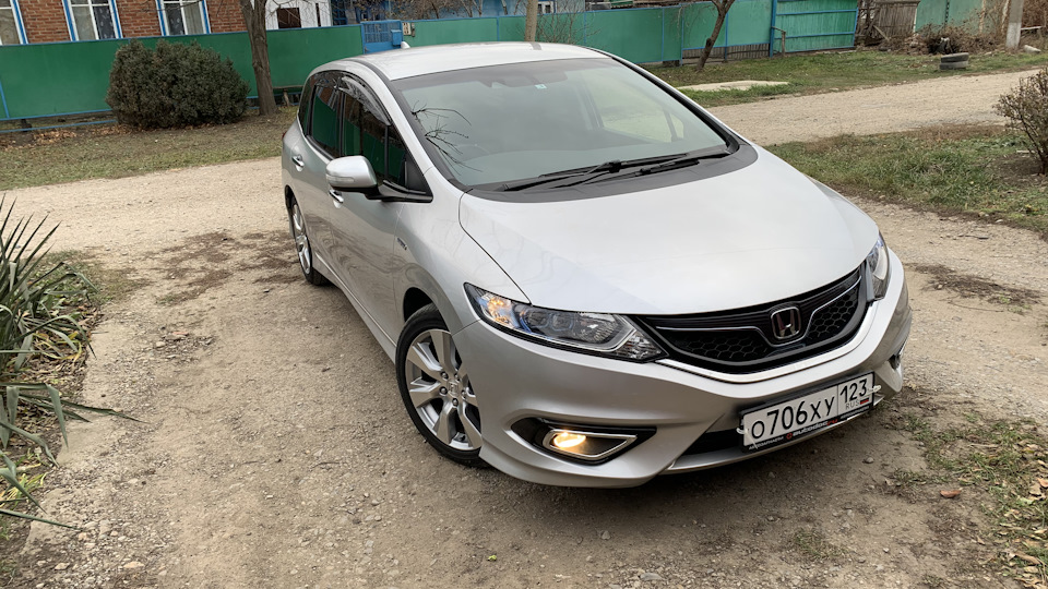 Бортжурнал Honda Jade Hybrid