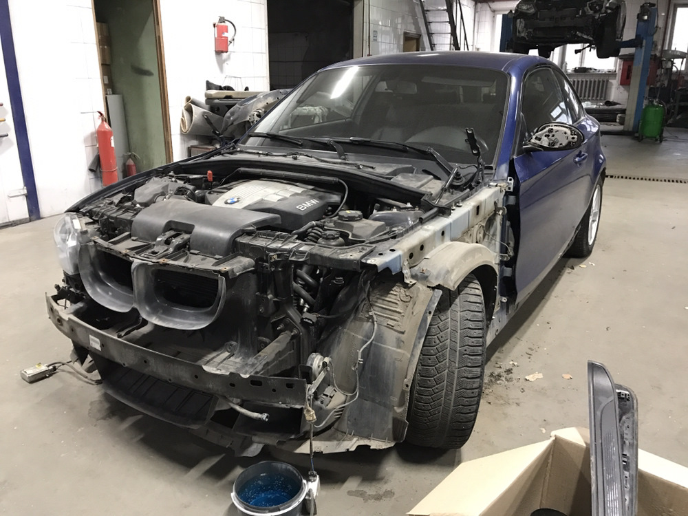 Сигнал бмв е90. Сигнал BMW f30. Клаксон БМВ ф10. Звуковой сигнал Bosch BMW f30. Сигнал гудок BMW x6 е71.