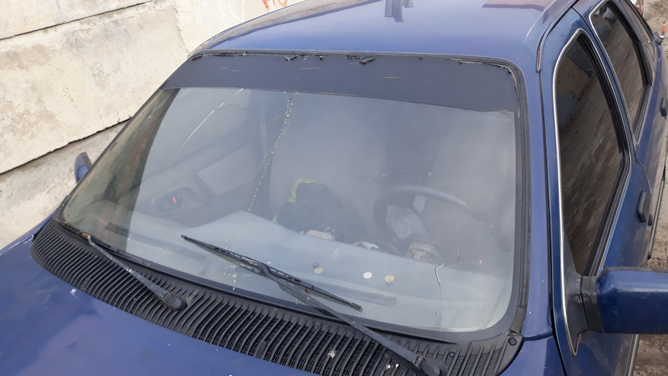 Замена лобового и ремонт лобовой рамки — Ford Sierra, 2,3 л, 1986 года ...