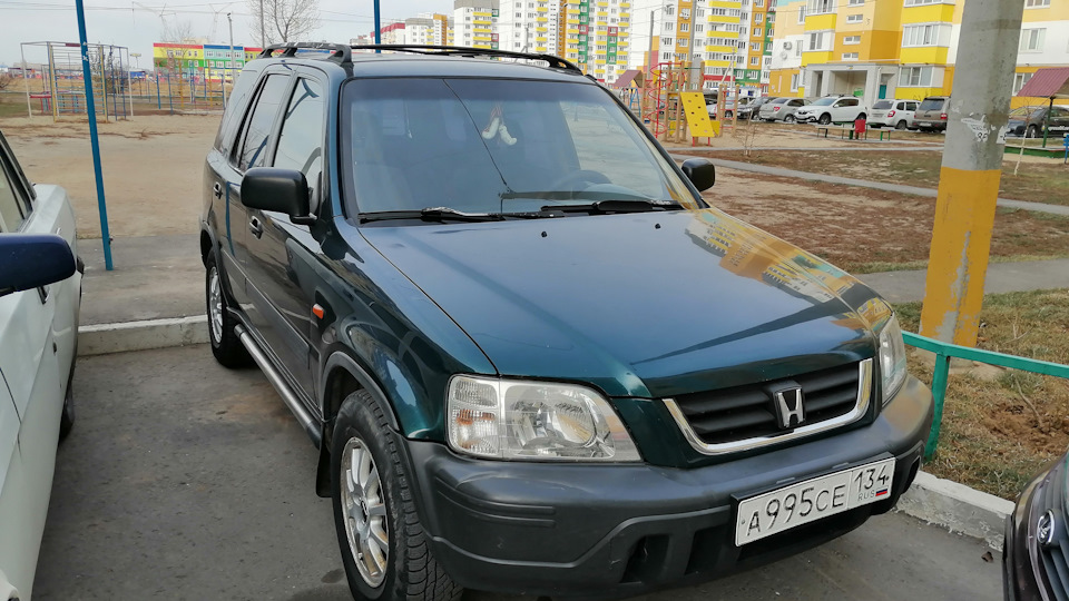 Капот хонда срв рд1. Дефлектор капота Honda CRV 1.